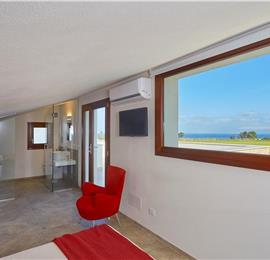 4  bedroom villa with pool, Scopello, sleeps 8